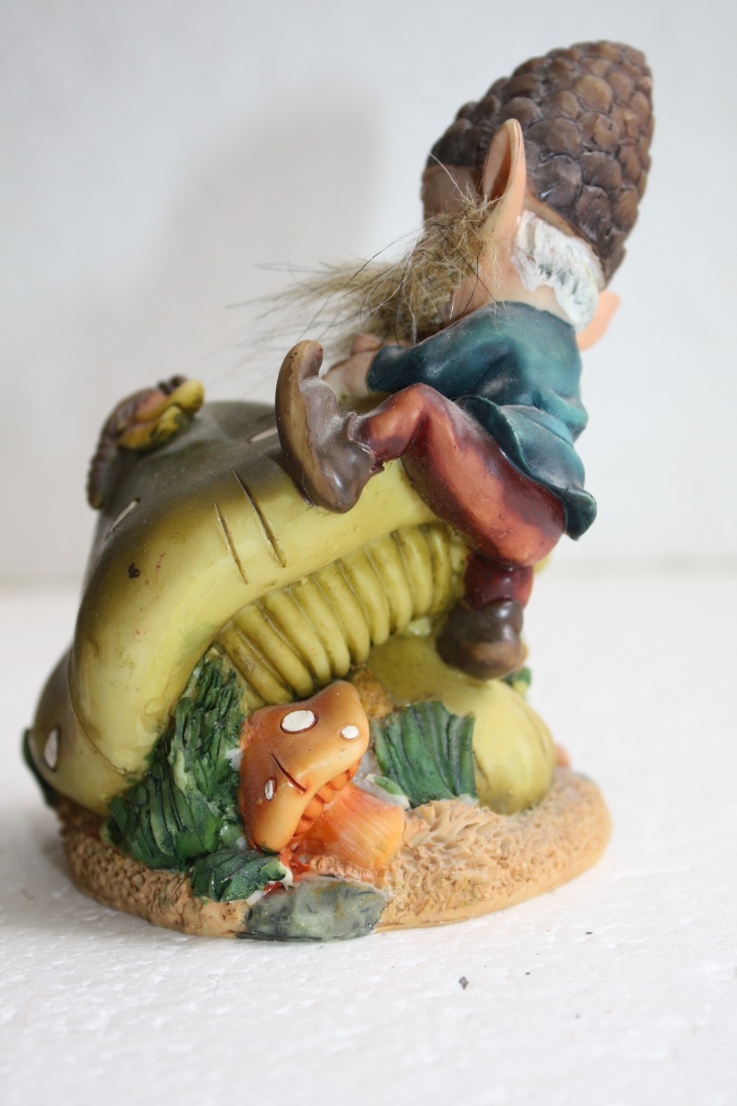 Dwarf Mushroom Money Box Resin Figurine Painted Forest Gnome Collectible Decor - Image 2
