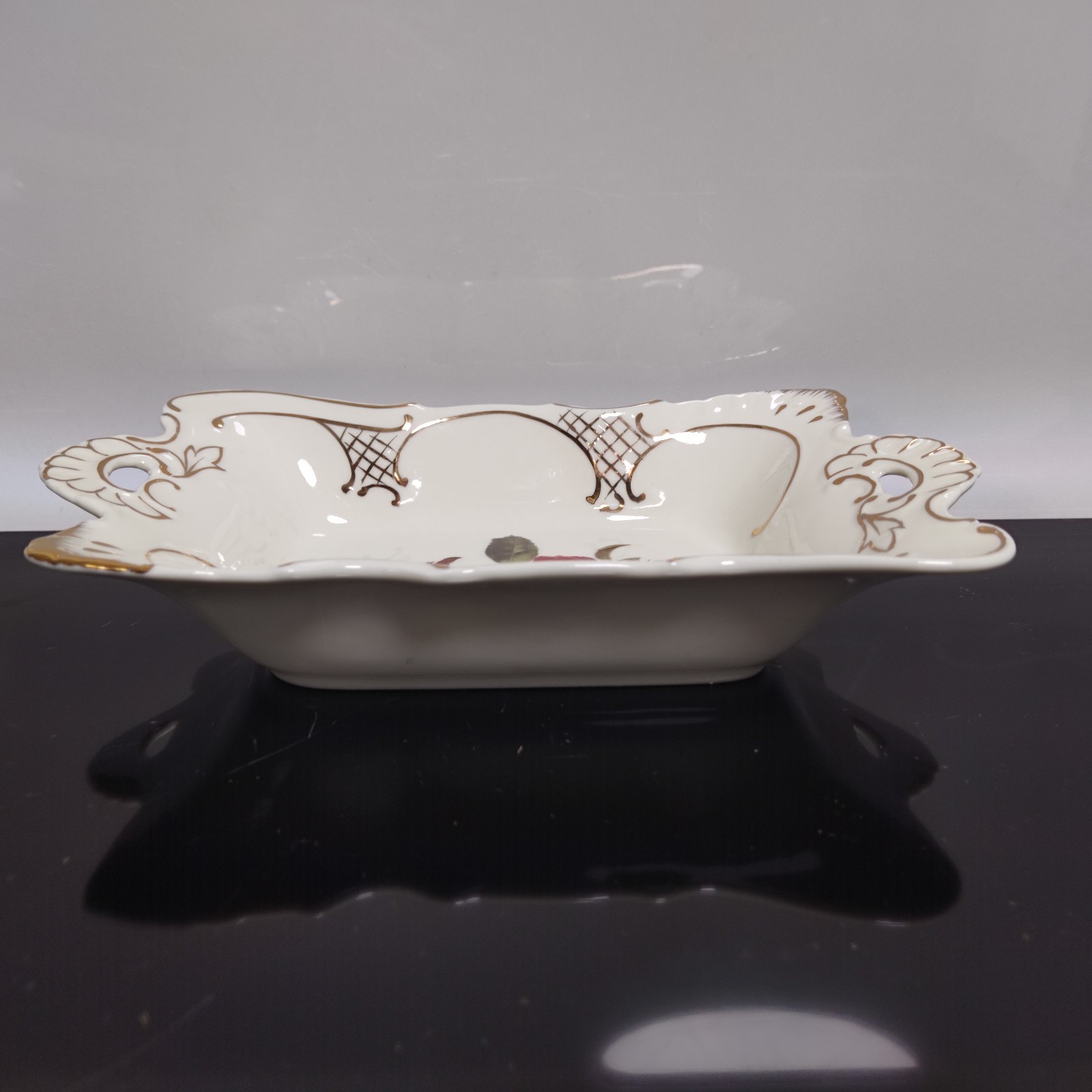 1970's Diana Porcelain Bowl Trinket Plate Tray England Design Roses and Gold - Image 4