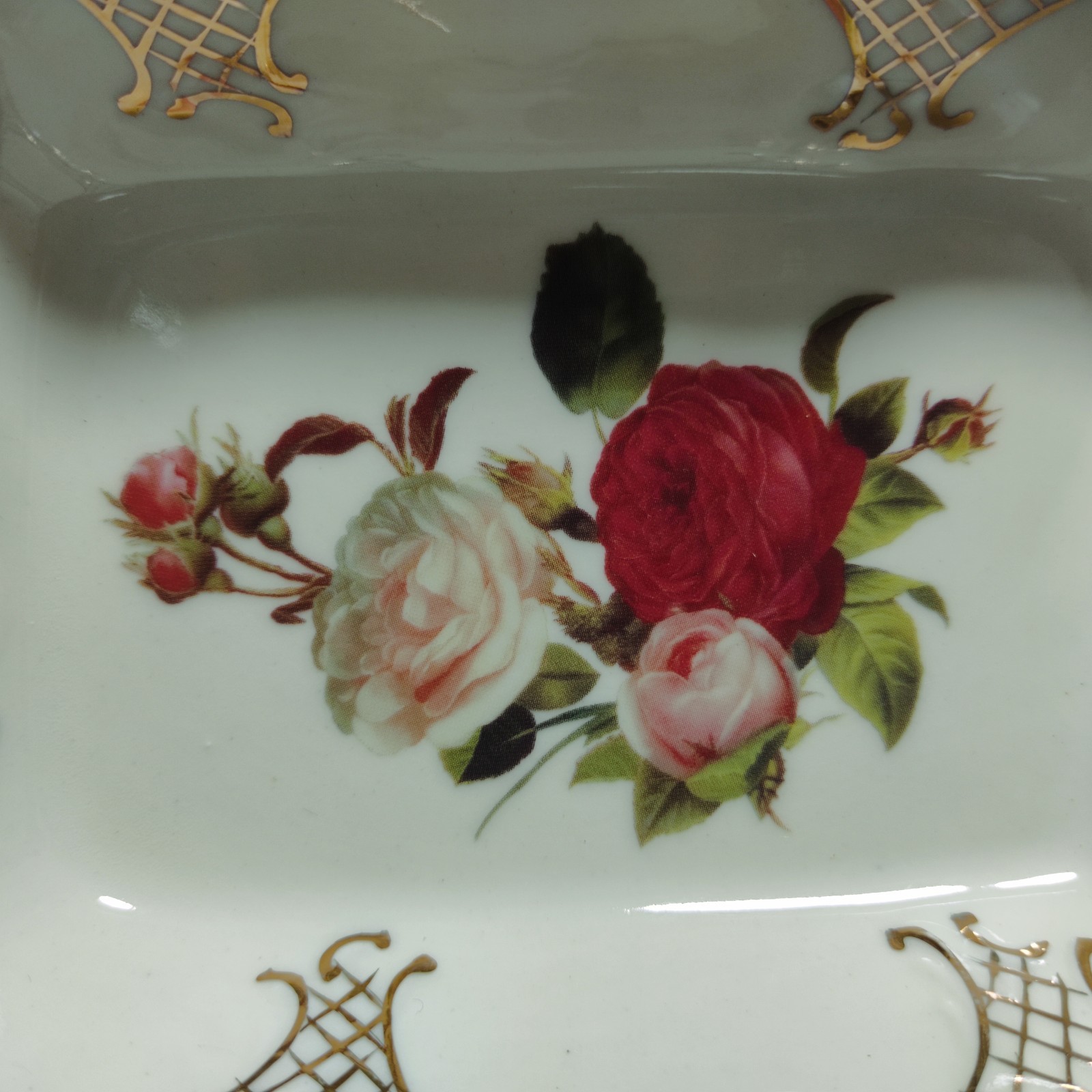 1970's Diana Porcelain Bowl Trinket Plate Tray England Design Roses and Gold - Image 6