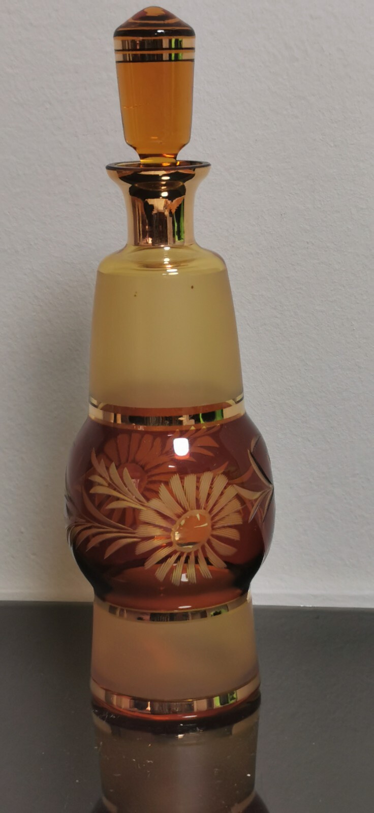 Beautiful Vintage Bohemian Engraved Decanter Set Amber Glass Gold + 4 glasses - Image 9