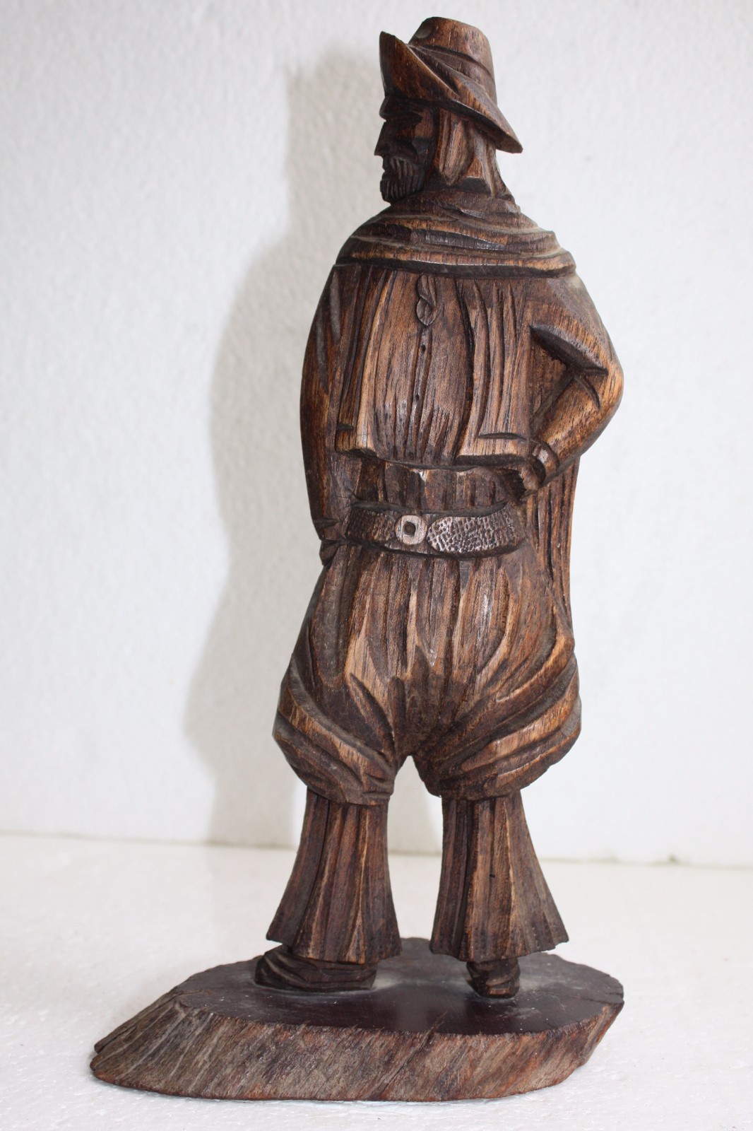 Vintage Man Wooden Sculpture Figurine Hand Carved 12" Home Decor Collectible - Image 3