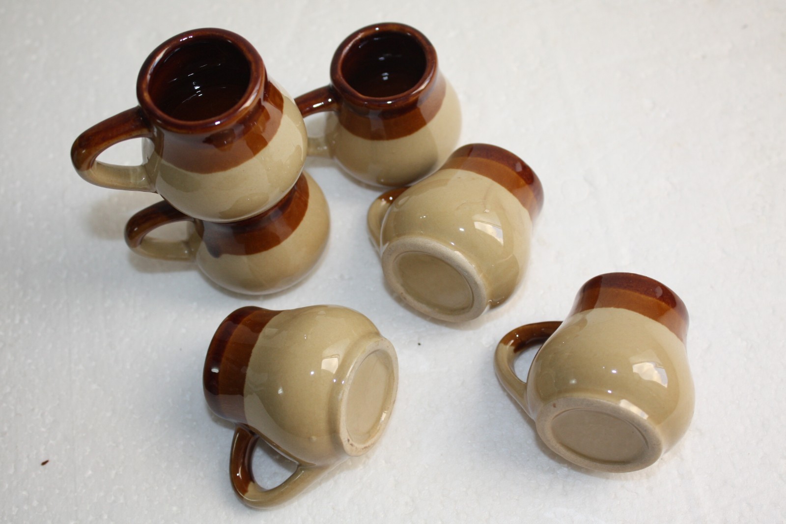 Vintage Set of 6 Ceramic Stoneware Glazed Coffee Mugs Cups Home Decor Collector - Image 6