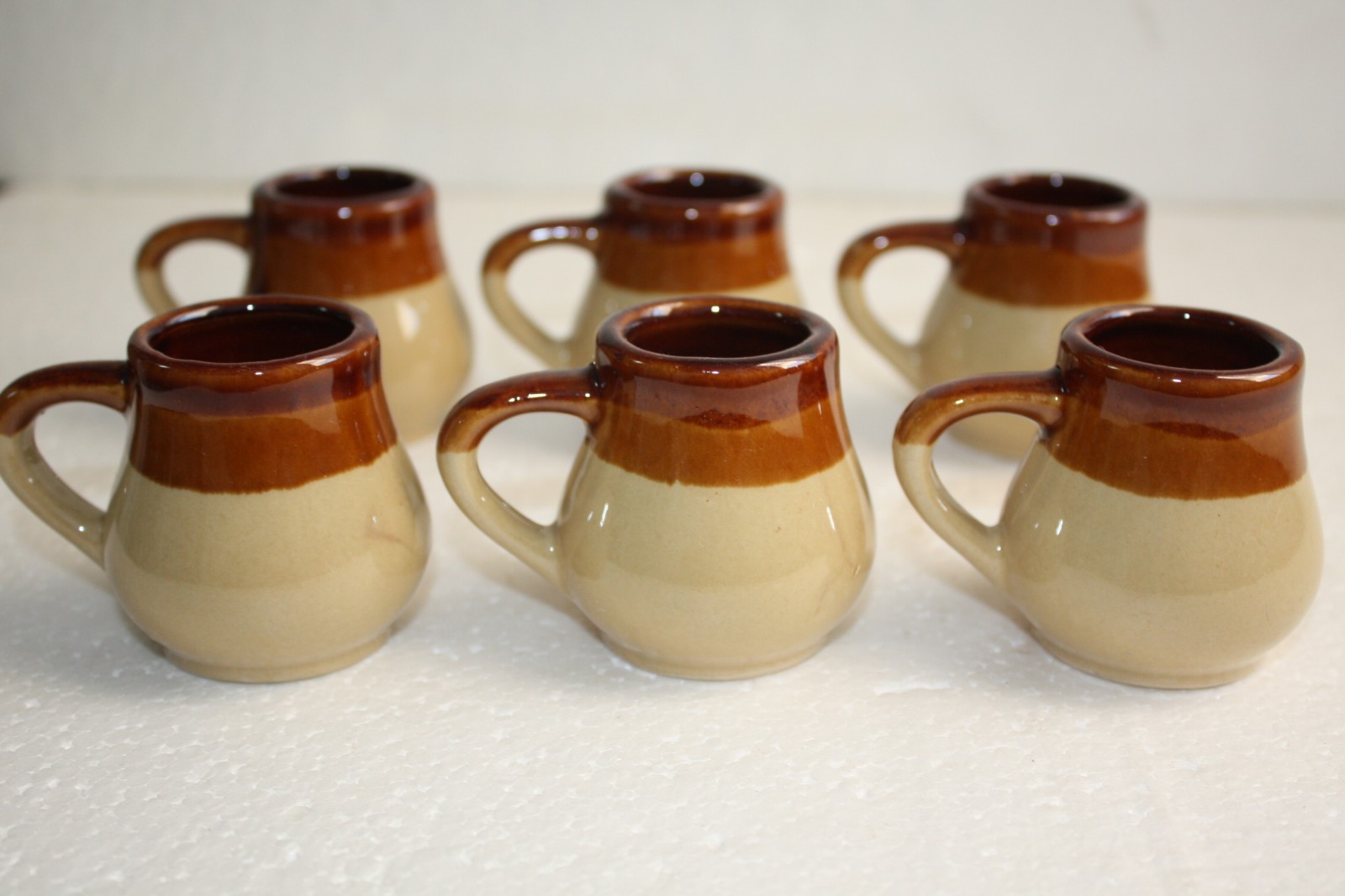 Vintage Set of 6 Ceramic Stoneware Glazed Coffee Mugs Cups Home Decor Collector