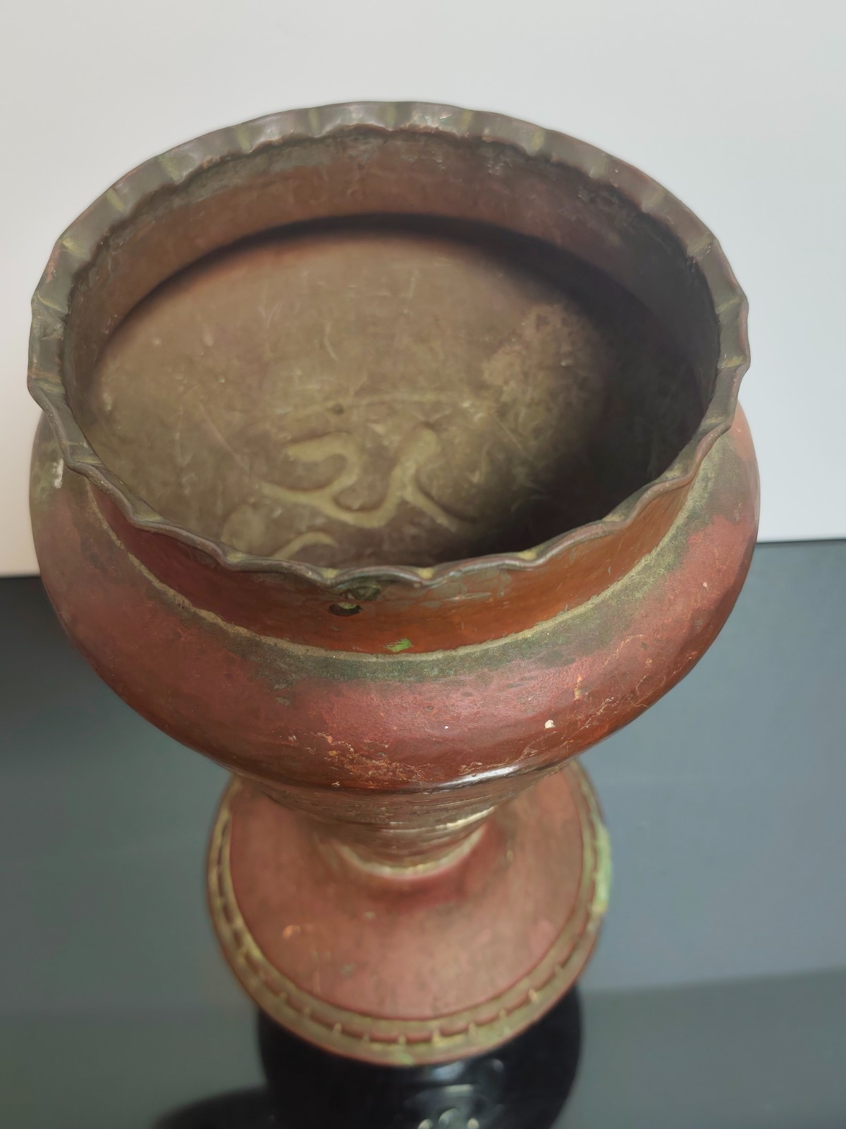 Antique Islamic Copper Middle East Large Vase Urn Arabic Calligraphy Hand Hammer - Image 9