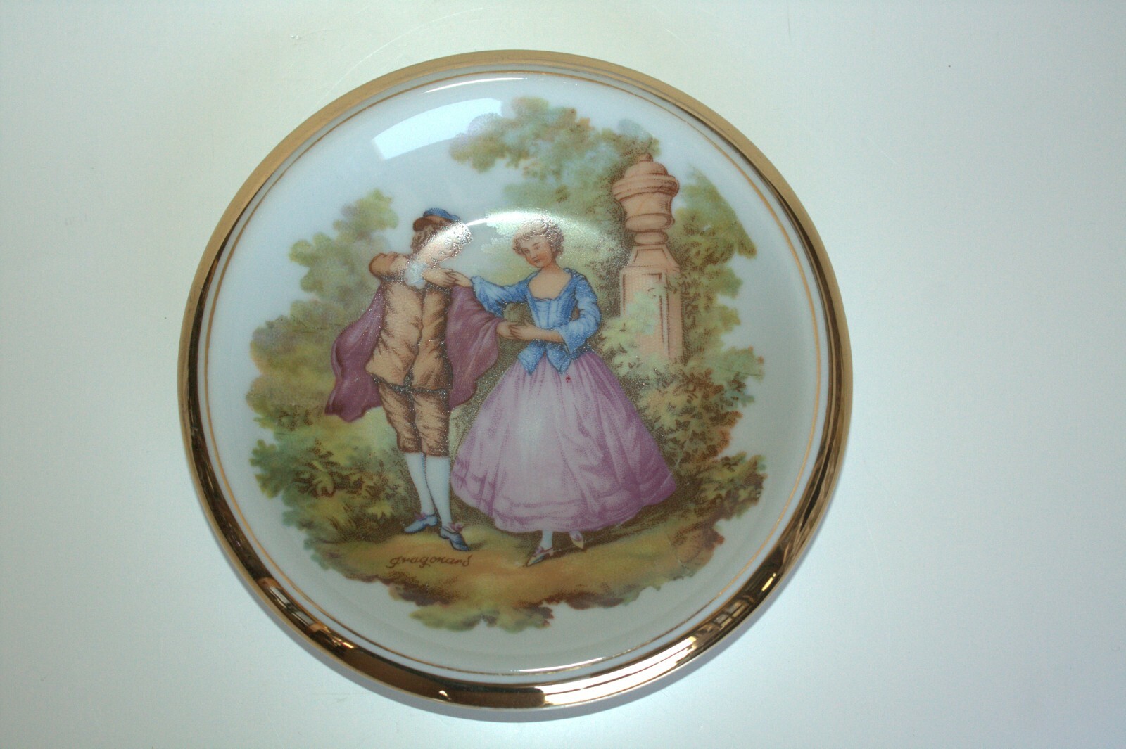Limoges France Plate Dish Bowl with Gold Rim French Fragonard Couple Scene 7" - Image 5