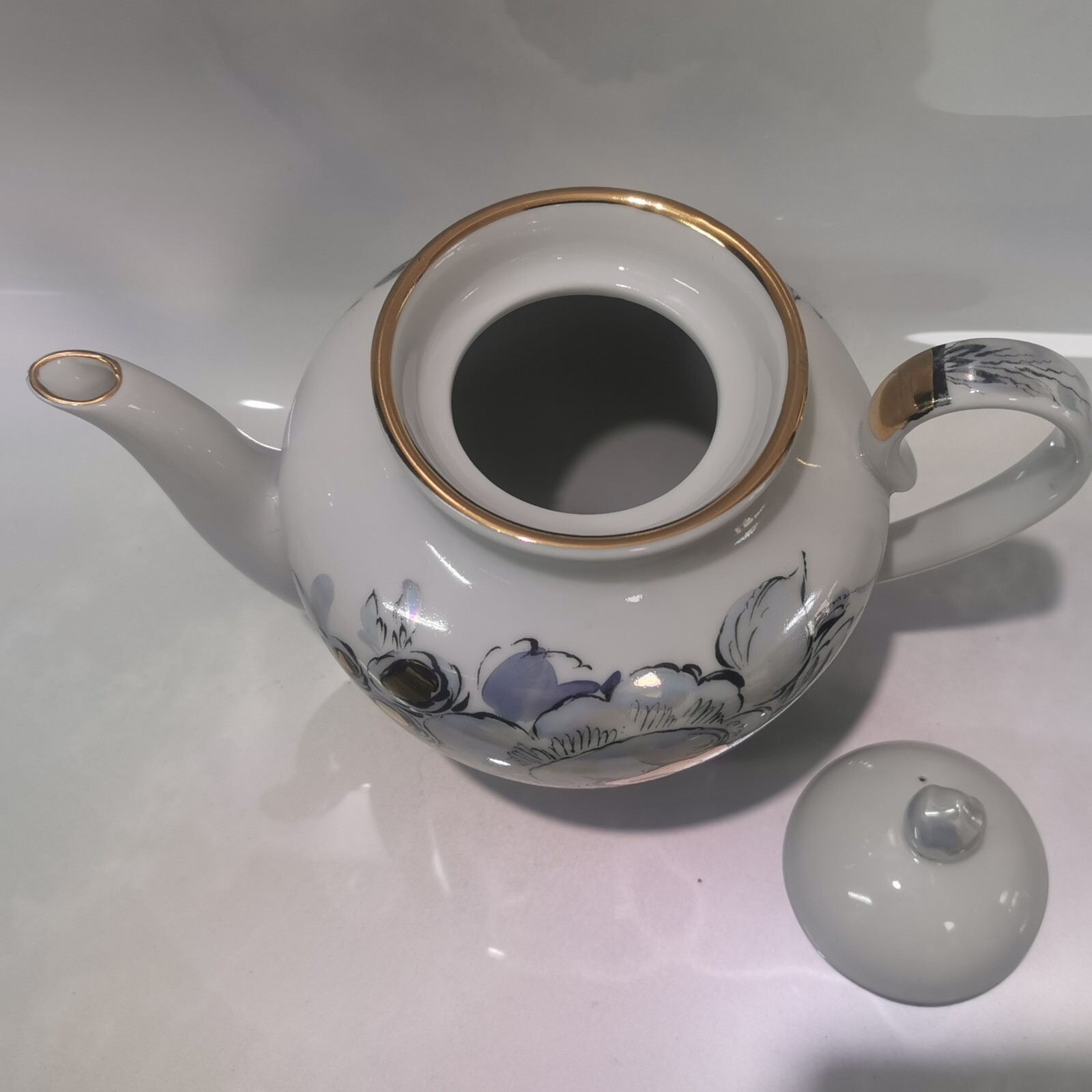 Vintage Lomonosov Tea Pot LFZ Porcelain Floral Teapot Gray White Gold Pearl - Image 4