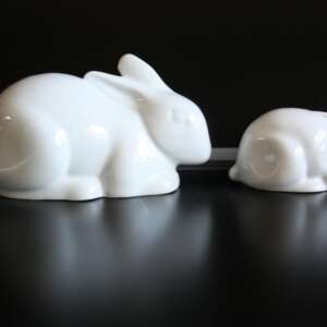 Old Vintage Naaman Israel White Cast Porcelain Small Bunny Rabbit Figurine Rare