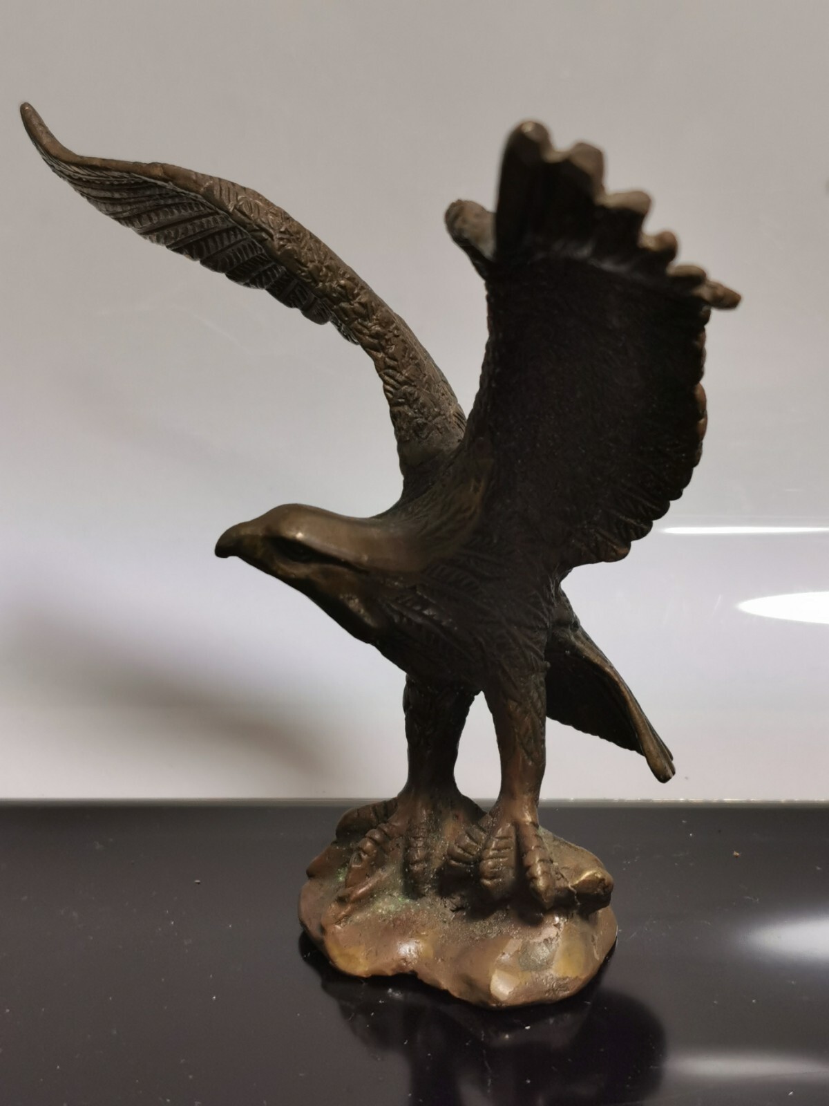 Vintage Solid Brass American Eagle Table Figurine Home Decor - Image 4