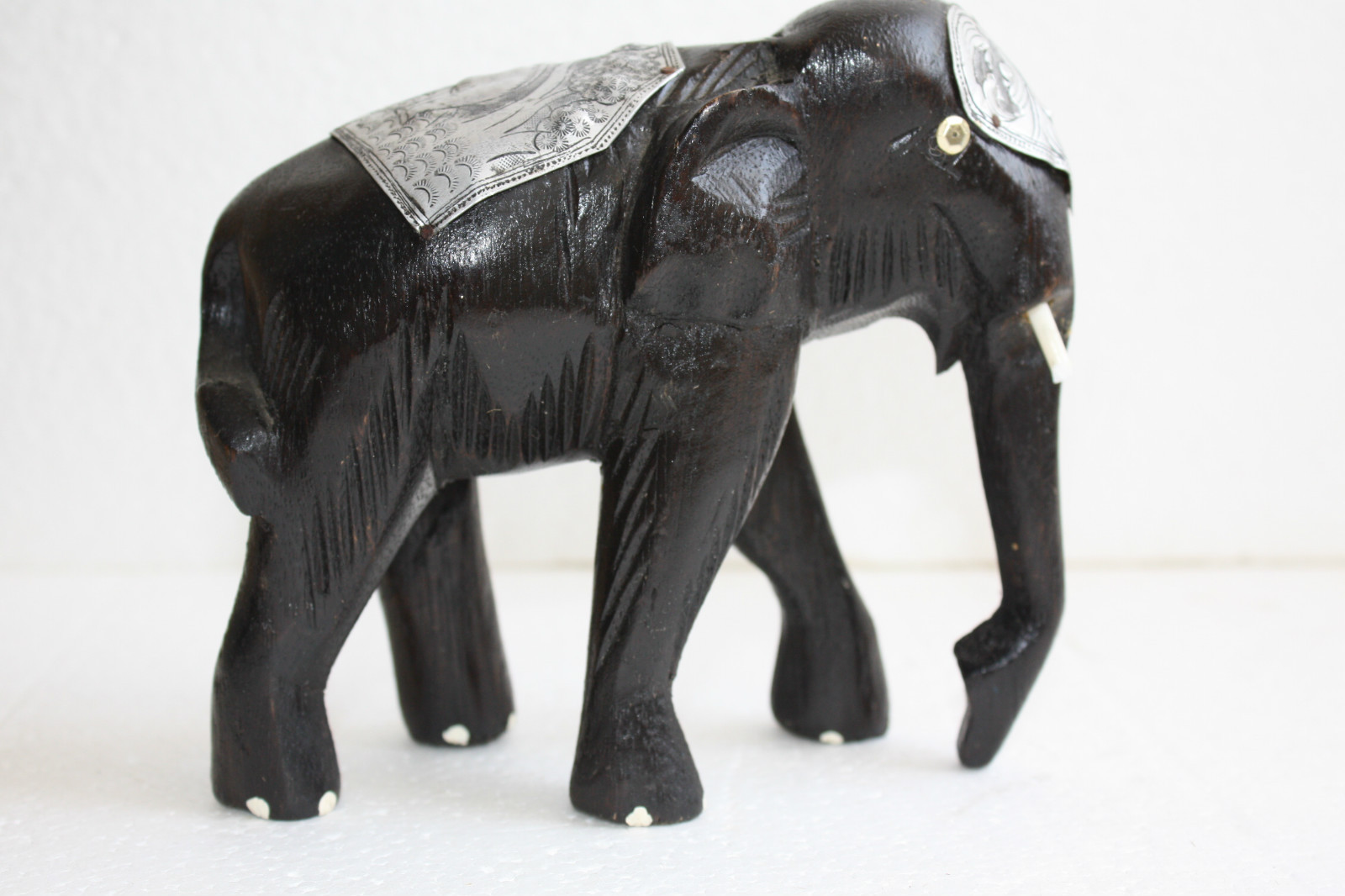 Vintage Solid Wood Elephant Figurine Handmade Home Decoration Collectible 6" - Image 5