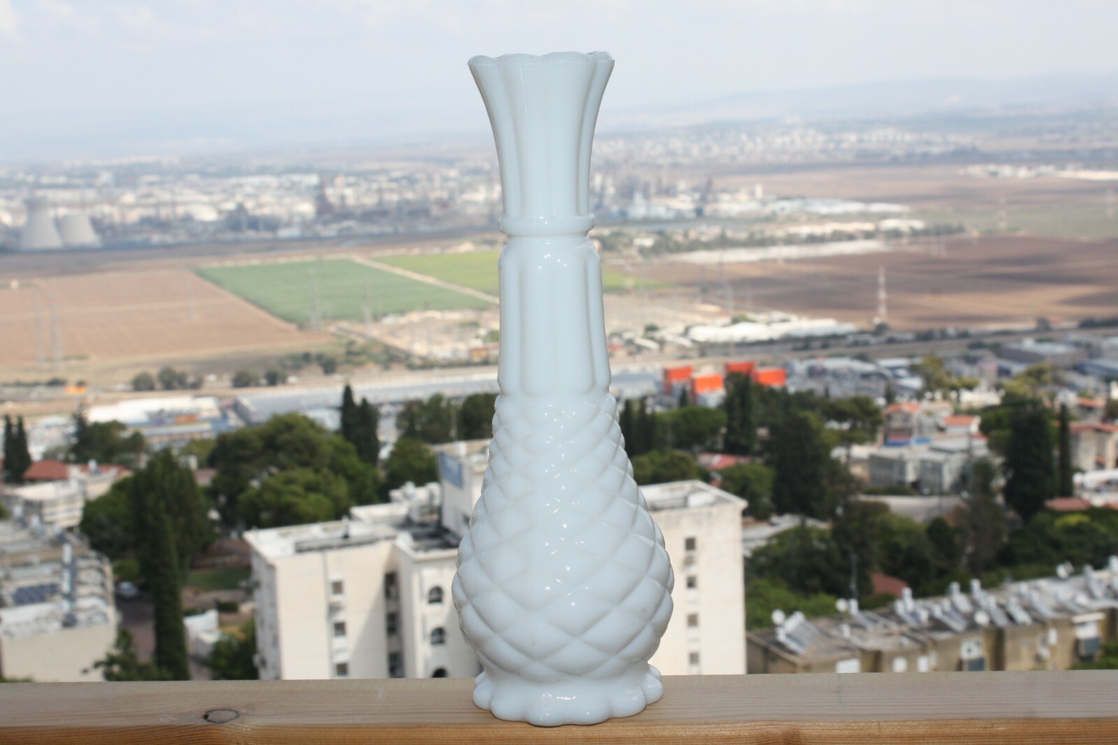Vintage White Milk Glass Vase Collectible Home Bar Decor 9" - Image 3