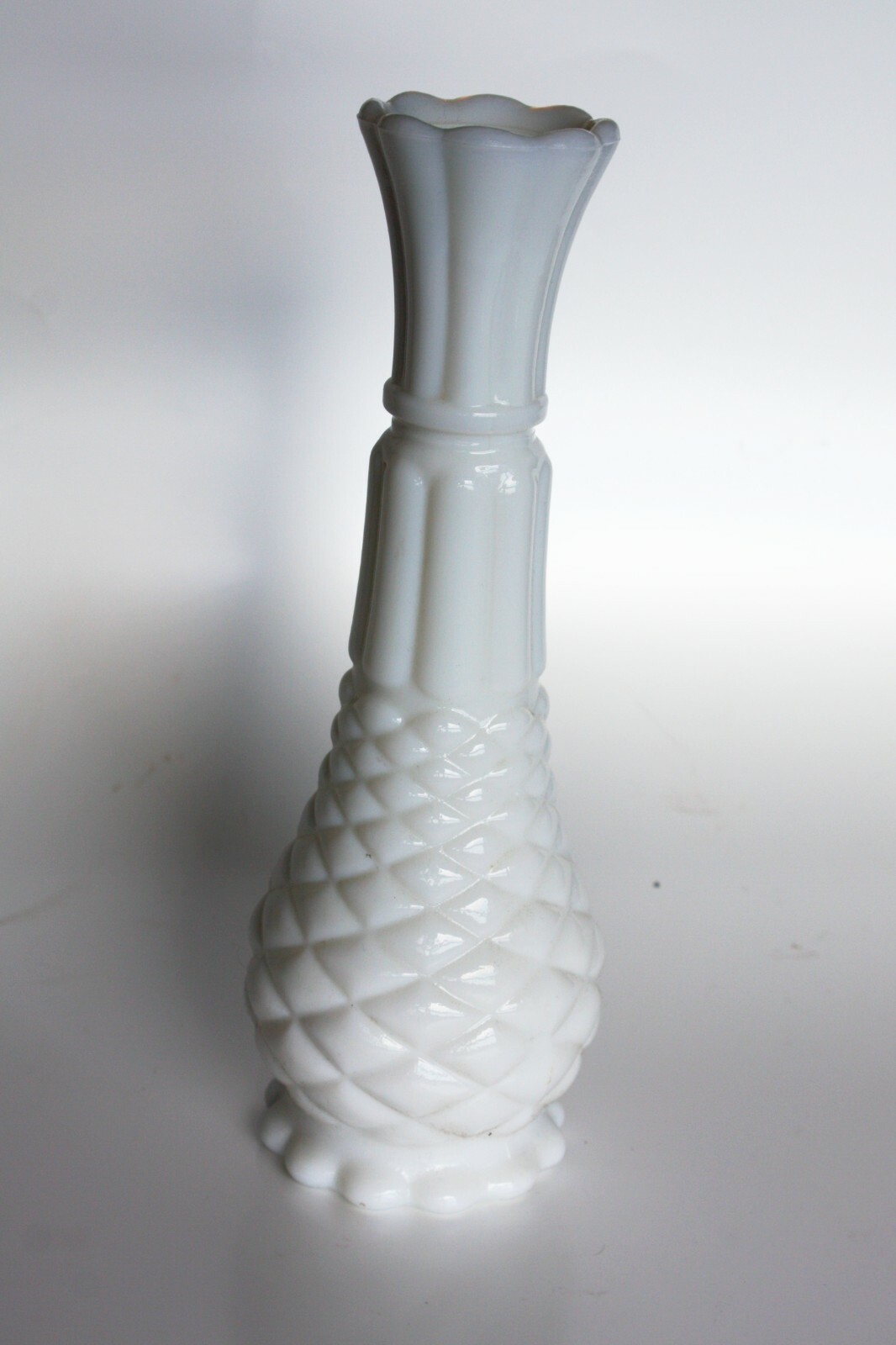 Vintage White Milk Glass Vase Collectible Home Bar Decor 9" - Image 6